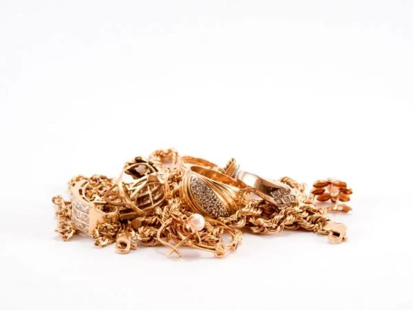 trade-in-jewelry-os95morjuuz96p5zqaq4rcua3azuwd8kymhpt23s7o.webp